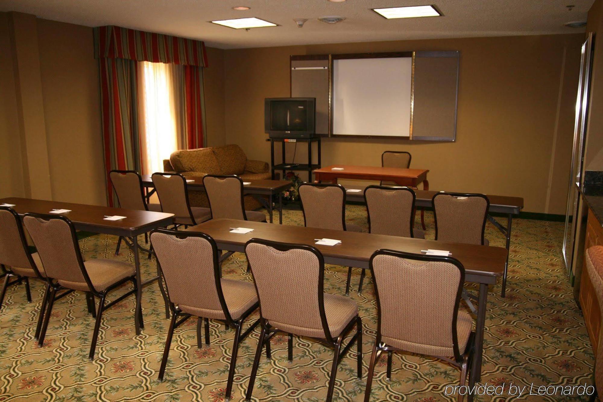Hampton Inn Stony Creek Удобства фото